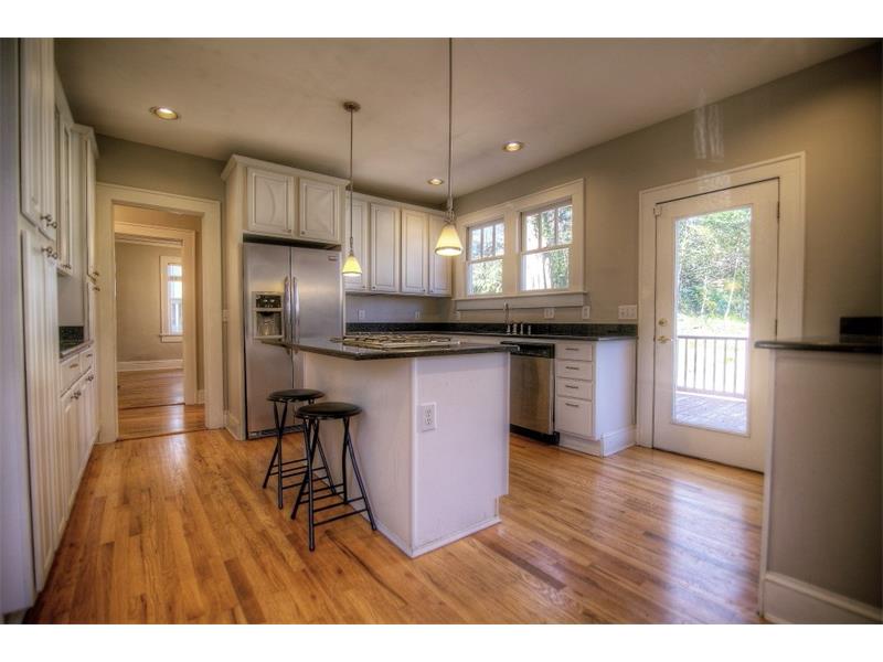 1240 Mansfield Avenue Ne, Atlanta, United States 30307