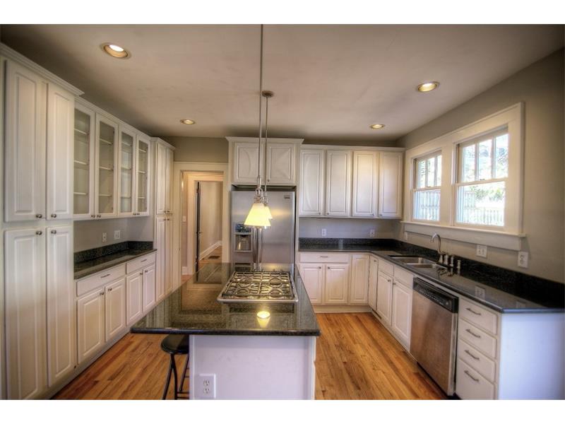 1240 Mansfield Avenue Ne, Atlanta, United States 30307