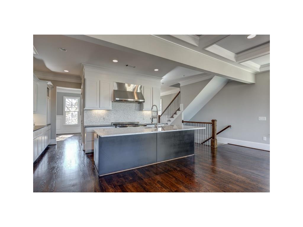 555 Bishop Way, Atlanta, GA 30307