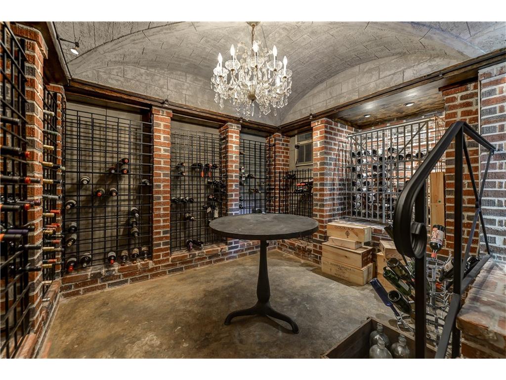 1761 S Ponce De Leon Avenue NE, Atlanta, GA 30307