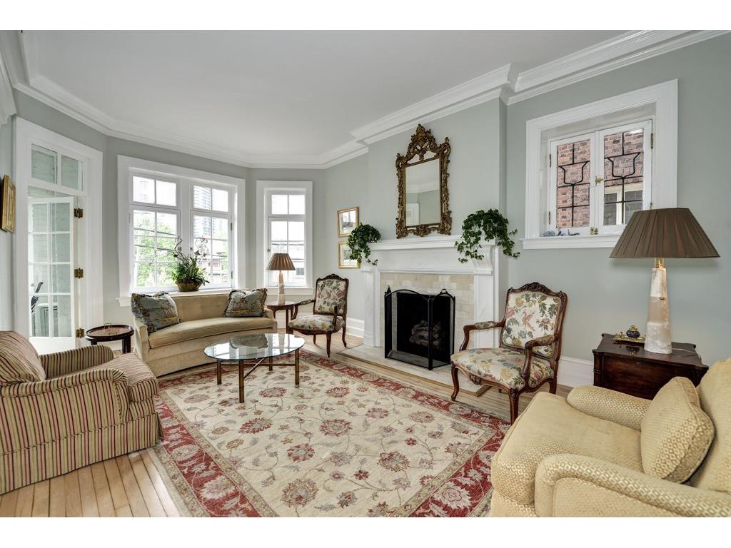 81 Peachtree Place NE, Atlanta, GA 30309
