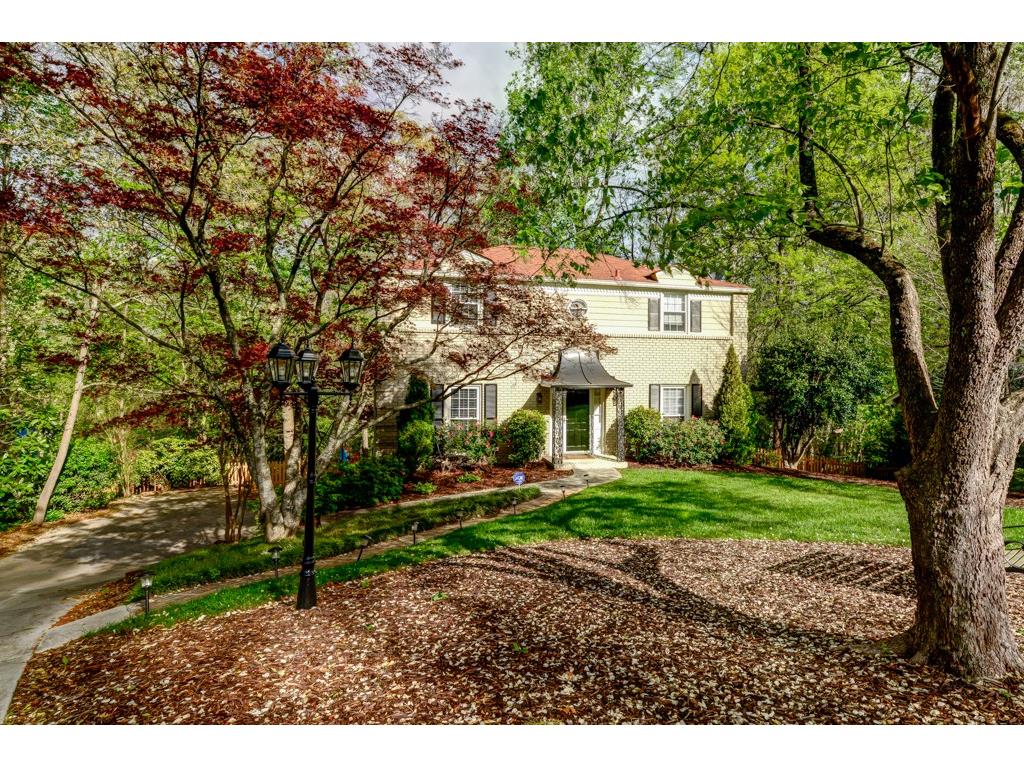 1687 Fernleaf Circle, Atlanta, GA 30318