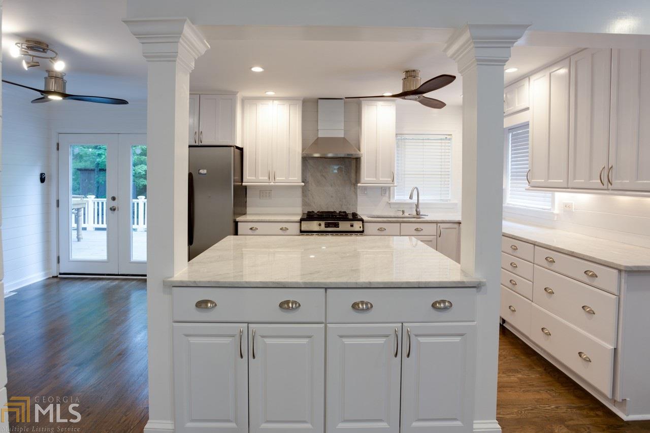 2325 Pine Grove Dr, Atlanta, GA 30318
