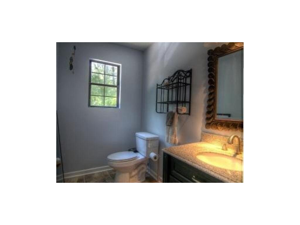 1693 Fernleaf Circle, Atlanta, GA 30318