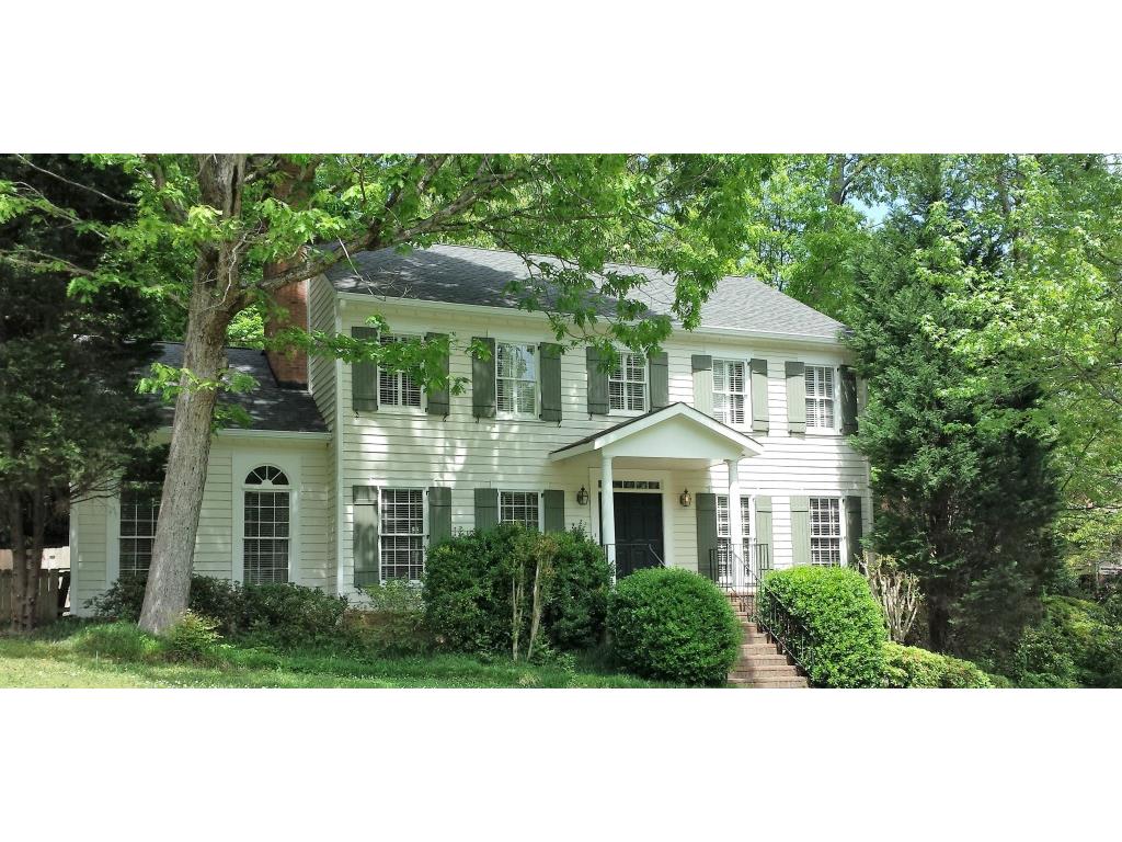 1712 Fernleaf Circle, Atlanta, GA 30318