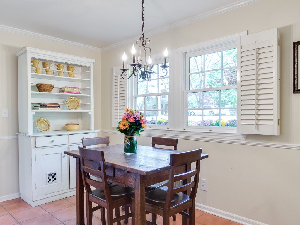 1016 Northcliffe Drive NE, Atlanta, GA 30318