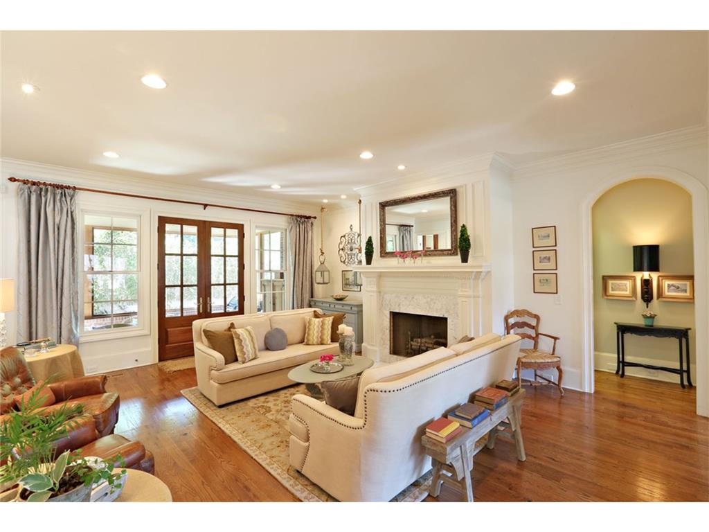 2030 Springlake Court NW, Atlanta, GA 30318