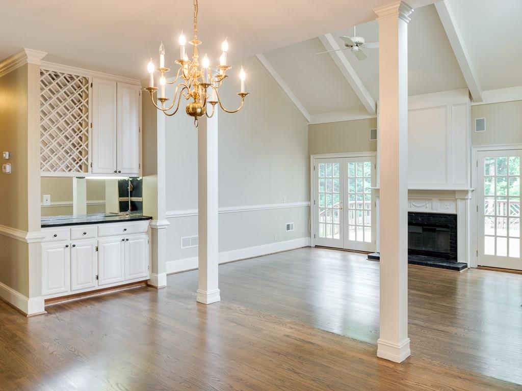 1079 Mill Creek Manor NE, Brookhaven, GA 30319