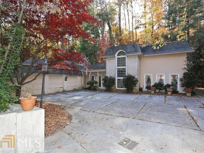 1183 Warrenhall Ln, Brookhaven, GA 30319