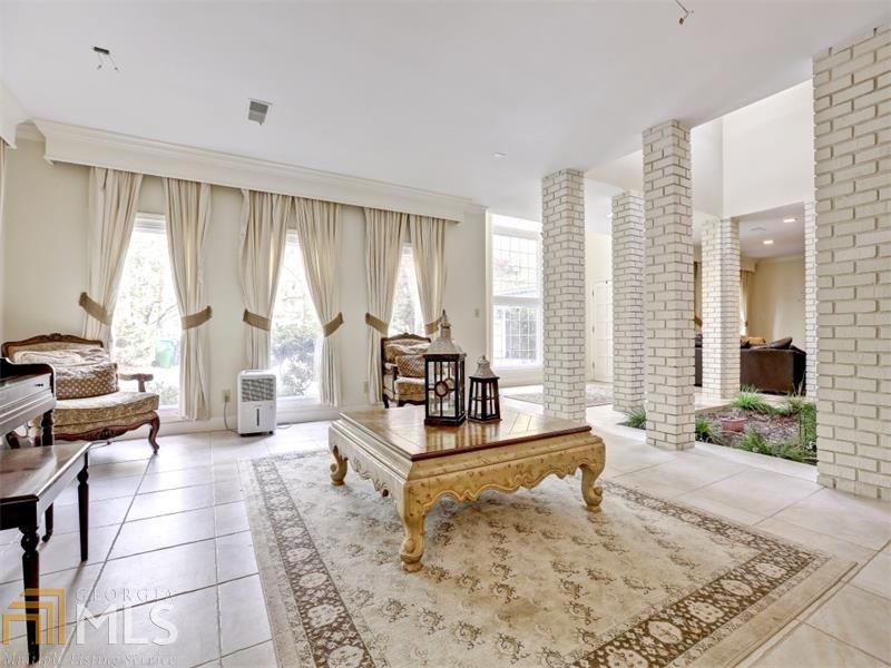 1183 Warrenhall Ln, Brookhaven, GA 30319