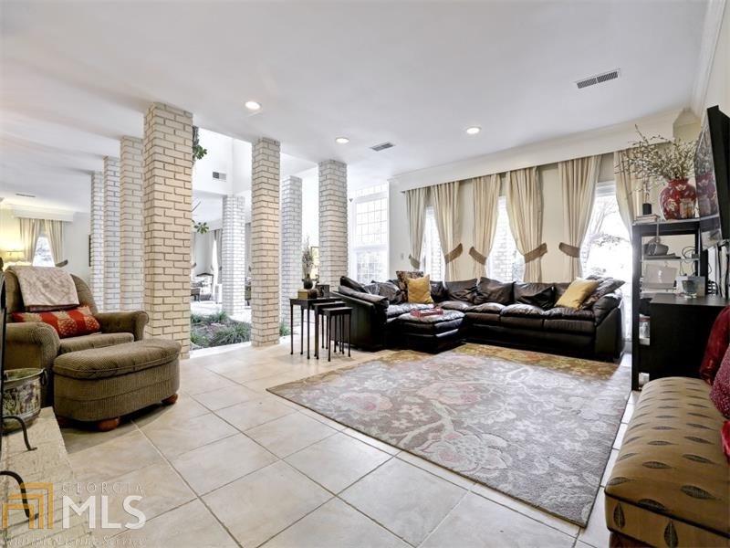 1183 Warrenhall Ln, Brookhaven, GA 30319