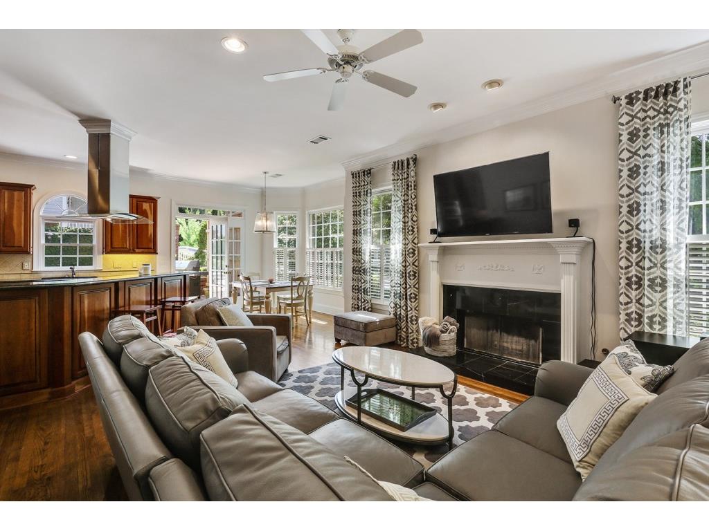 2328 Valley Brook Way NE, Brookhaven, GA 30319