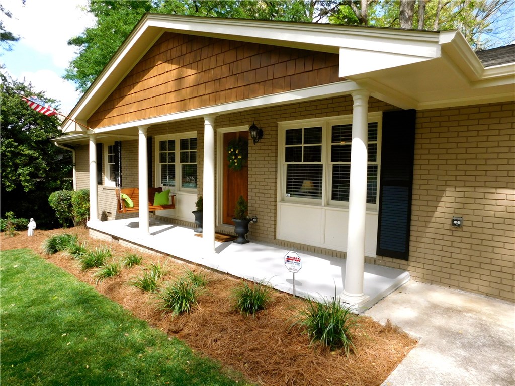 2357 Cortez Way NE, Brookhaven, GA 30319