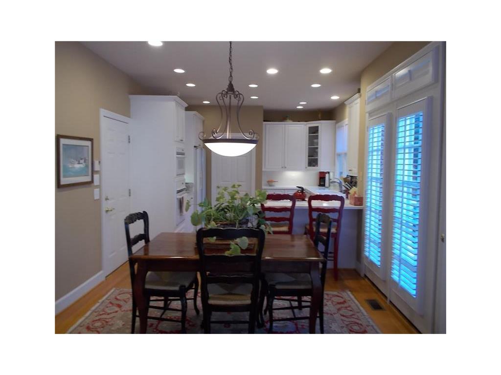 1094 Fairway Gardens NE, Brookhaven, GA 30319