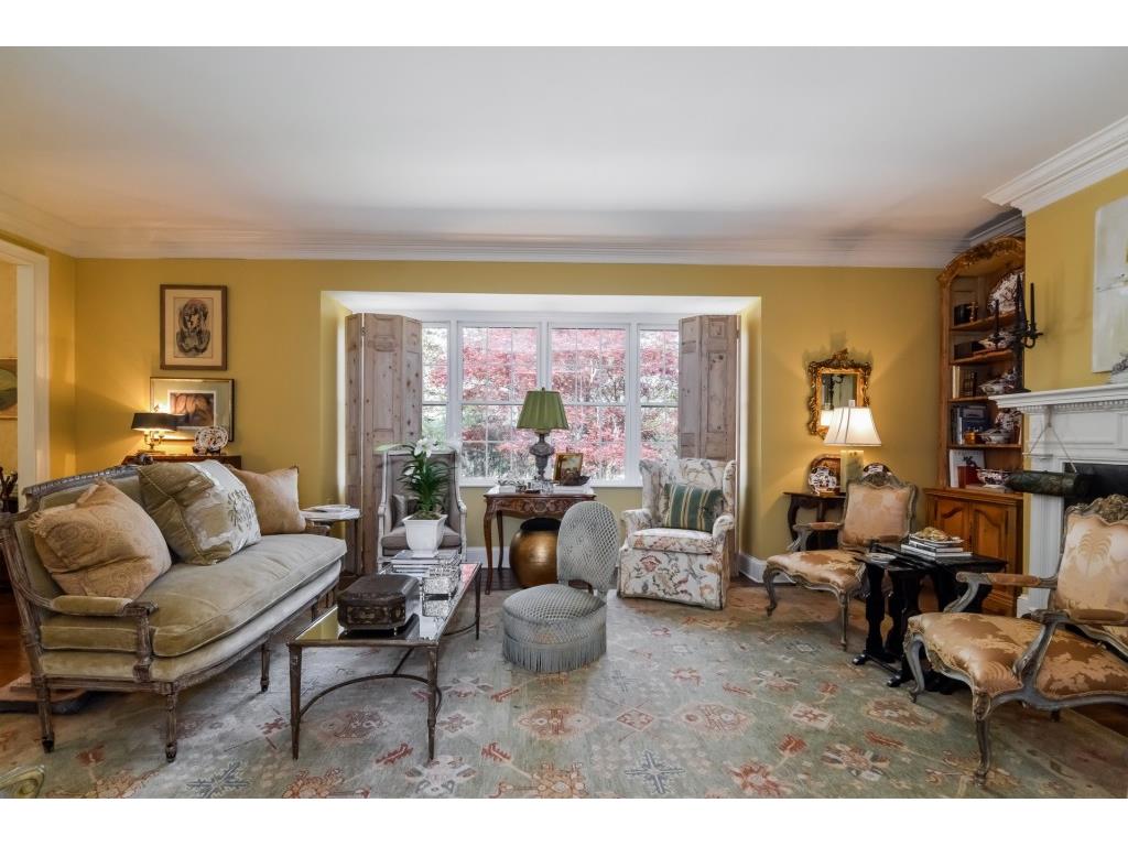 1195 W Brookhaven Drive, Atlanta, GA 30319