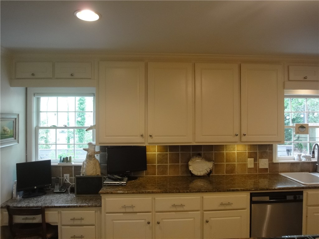 1217 Pine Ridge Road NE, Atlanta, GA 30324