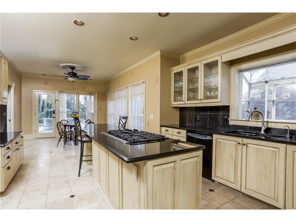 7 Vale Close NE, Atlanta, GA 30324