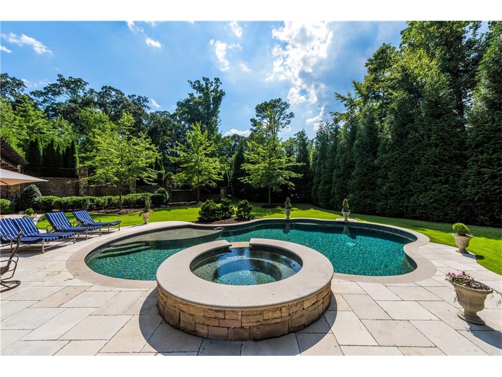 1001 W Paces Ferry Road NW, Atlanta, GA 30327