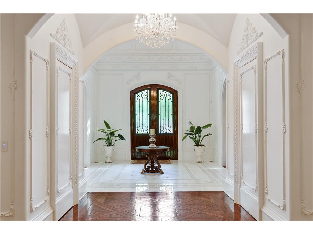 1001 W Paces Ferry Road NW, Atlanta, GA 30327