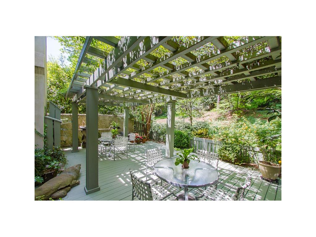 28 Mooregate Square, Atlanta, GA 30327