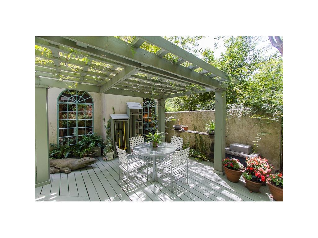 28 Mooregate Square, Atlanta, GA 30327