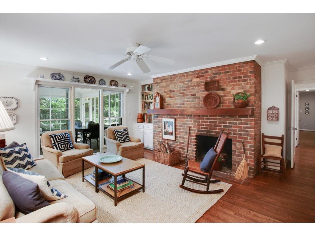 5585 Whitner Drive, Atlanta, GA 30327