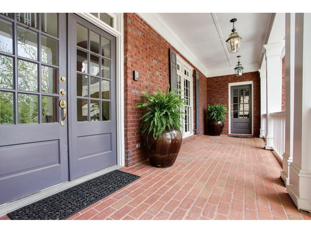 315 Long Grove Court, Atlanta, GA 30327