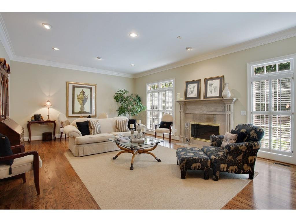 315 Long Grove Court, Atlanta, GA 30327