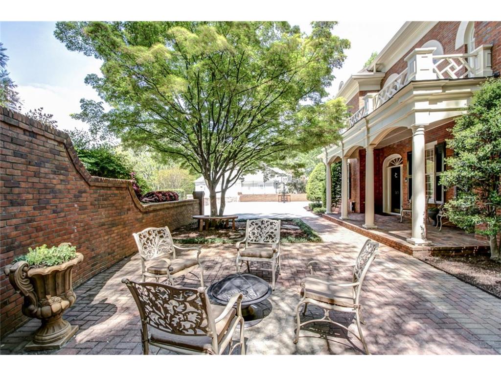 315 Sologne Court, Sandy Springs, GA 30327