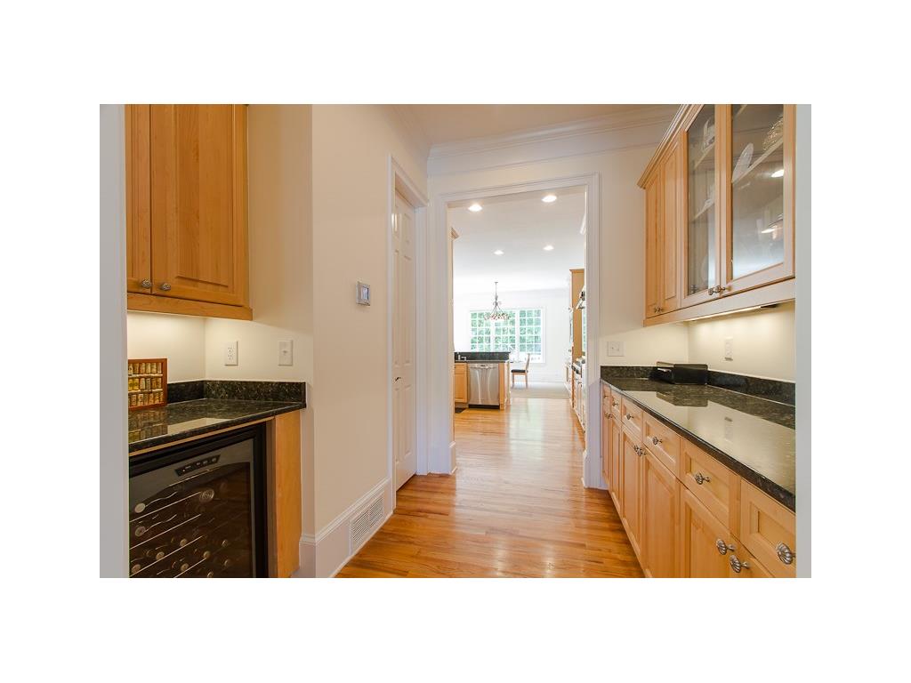 3058 Greendale Drive NW, Atlanta, GA 30327