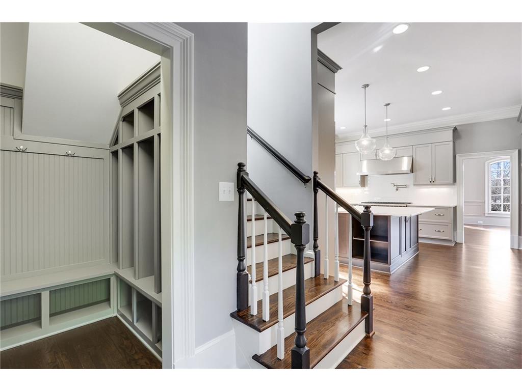 1385 Wesley Circle NW, Atlanta, GA 30327