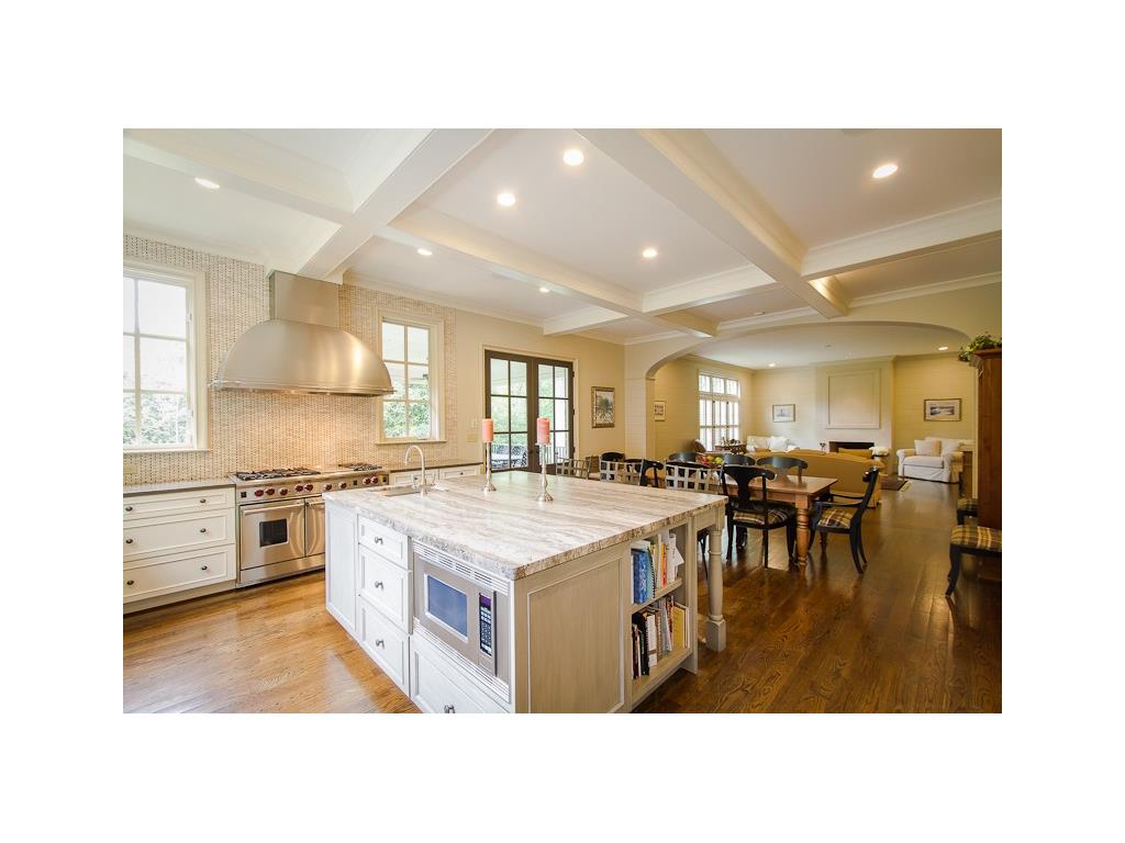 3270 Ivanhoe Drive, Atlanta, GA 30327