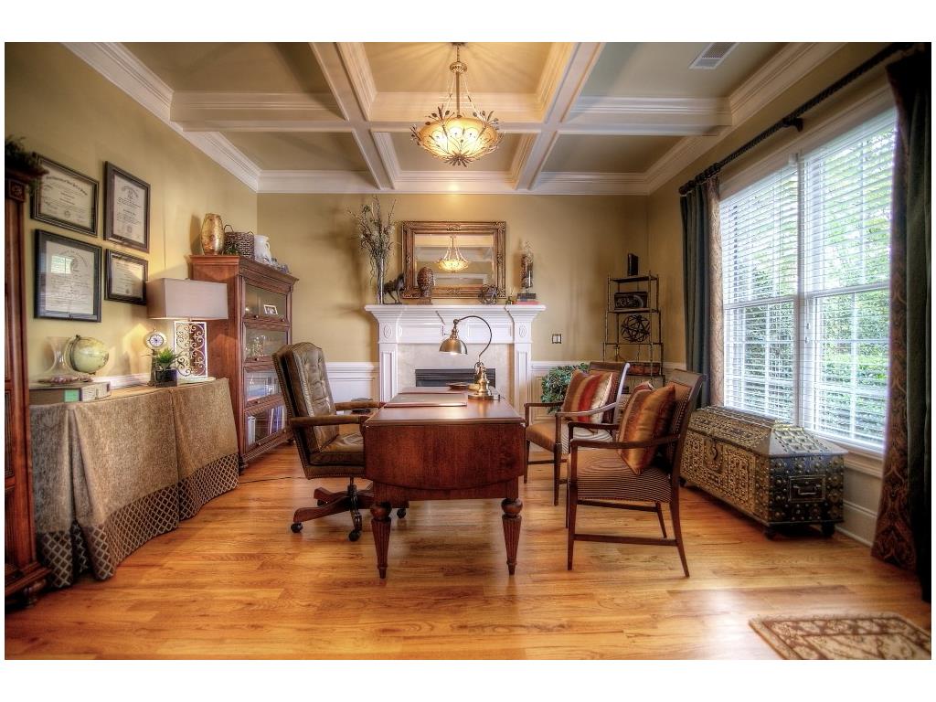 4715 E Conway Drive NW, Atlanta, GA 30327