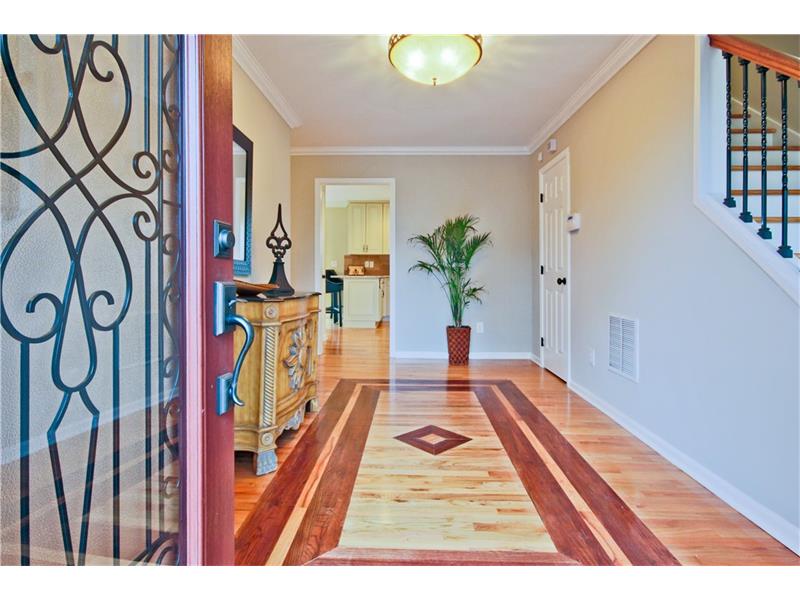 205 Marsh Glen Point, Atlanta, GA 30328