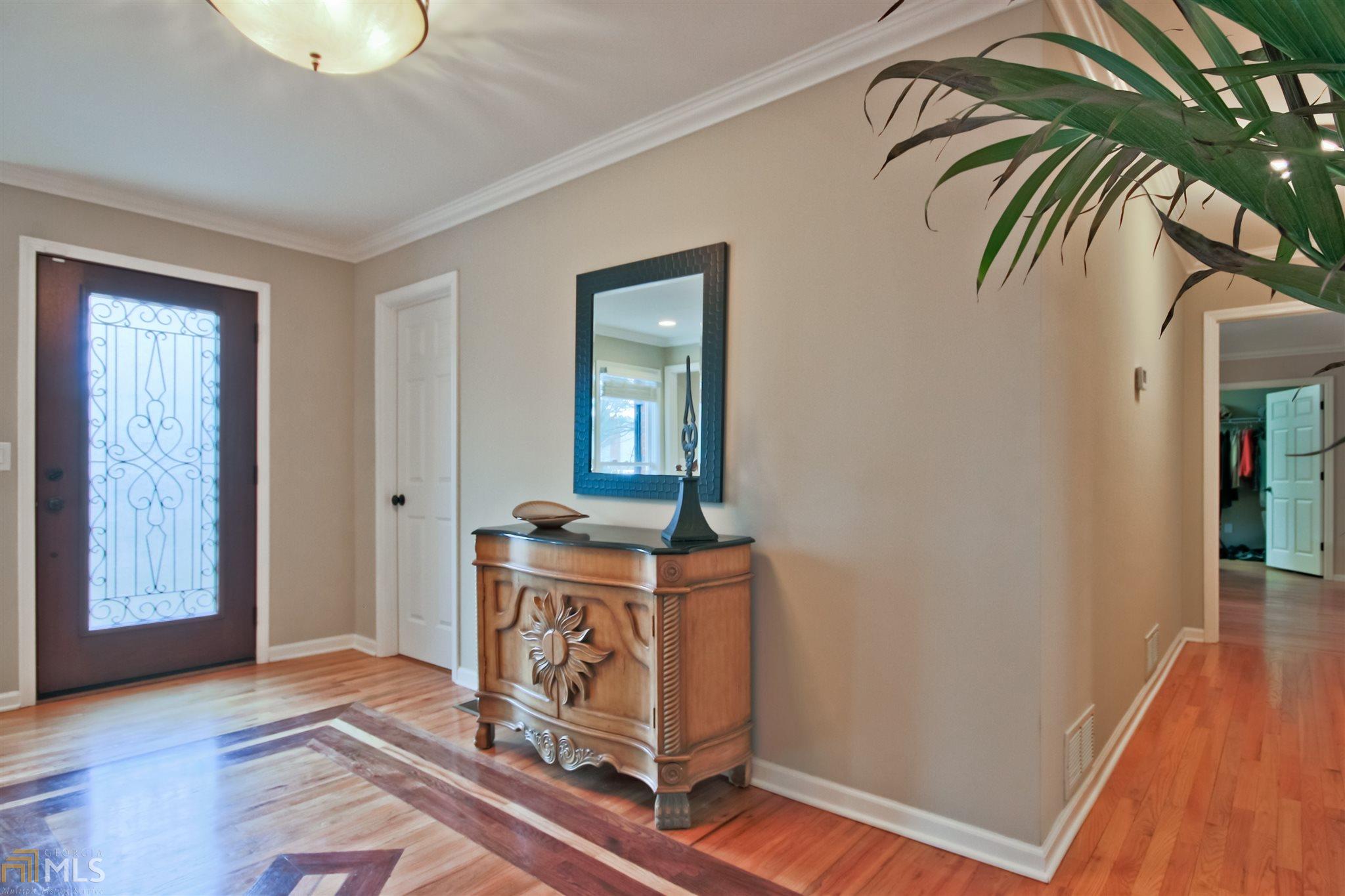 205 Marsh Glen Point, Atlanta, GA 30328