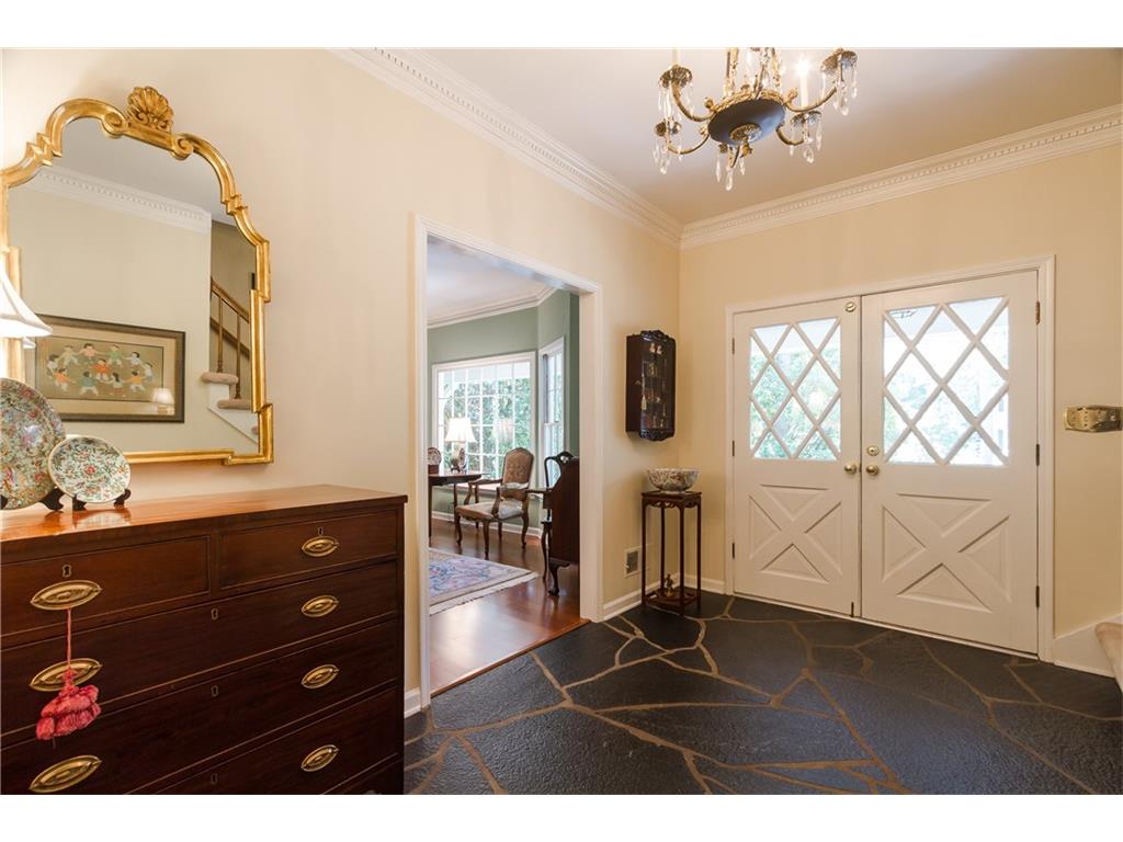 210 Old College Way, Sandy Springs, GA 30328
