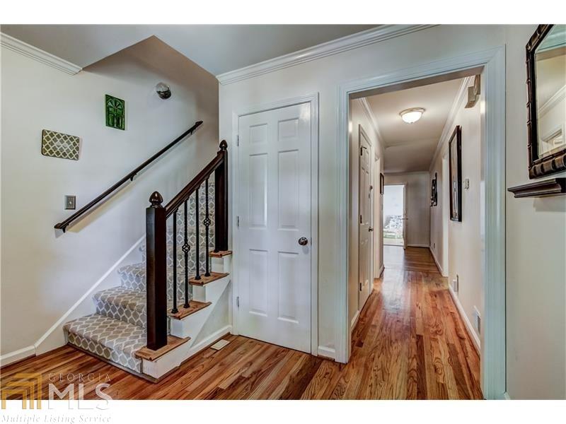 7015 Hunters Branch Dr, Sandy Springs, GA 30328