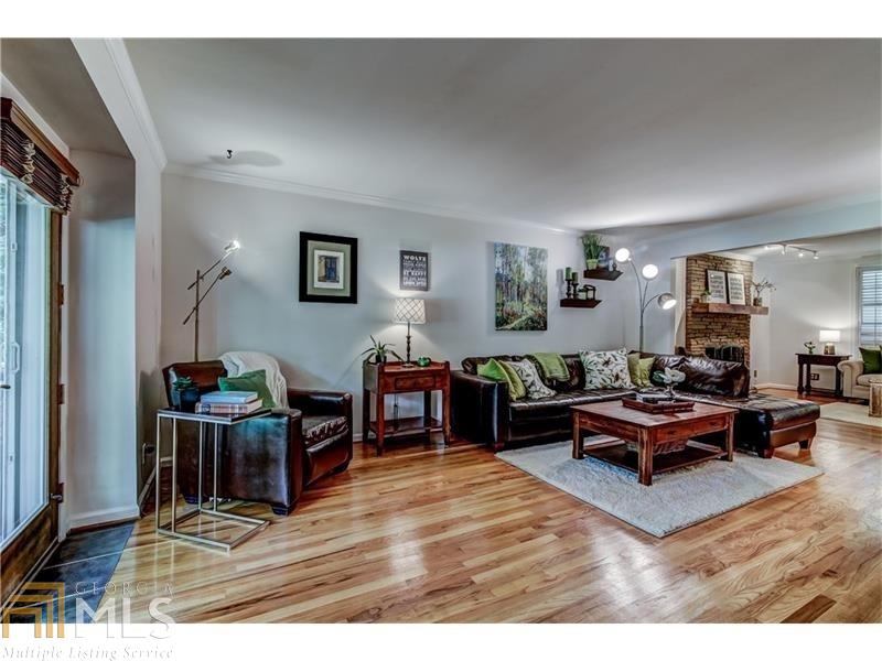7015 Hunters Branch Dr, Sandy Springs, GA 30328