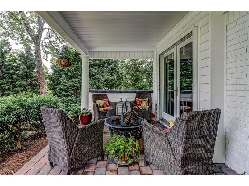 7015 Hunters Branch Drive, Sandy Springs, GA 30328