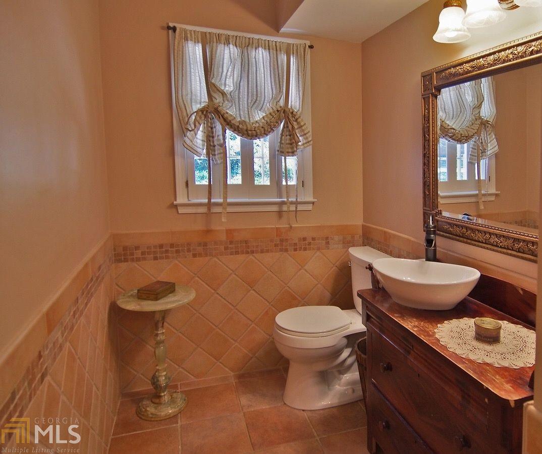 620 Hunters Branch Ln, Sandy Springs, GA 30328