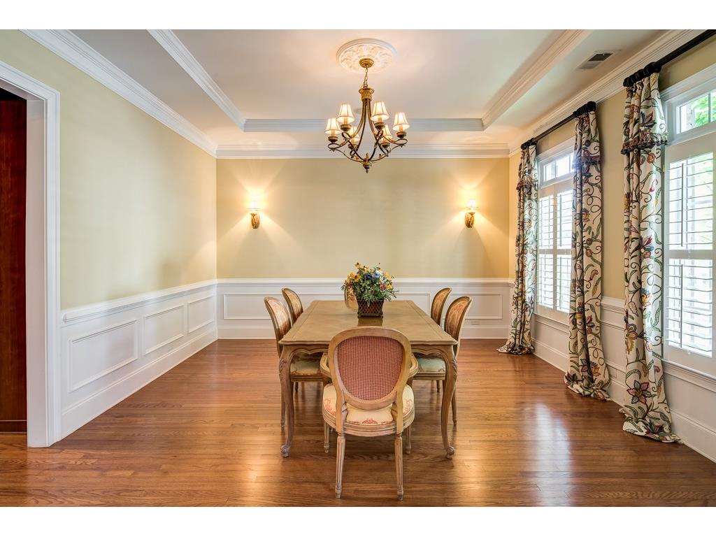 305 Wembley Circle, Sandy Springs, GA 30328
