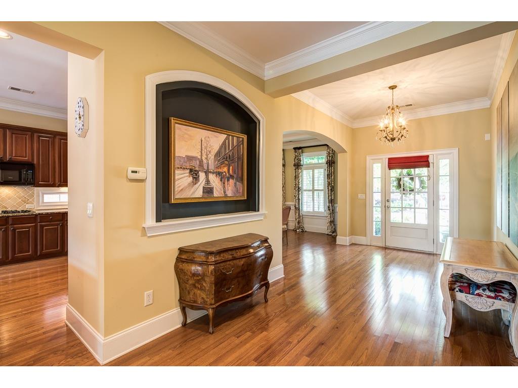 305 Wembley Circle, Sandy Springs, GA 30328