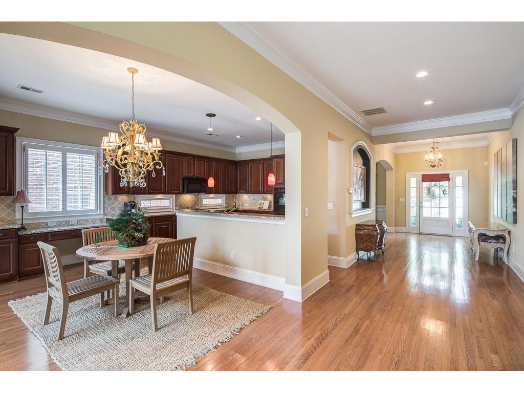 305 Wembley Circle, Sandy Springs, GA 30328