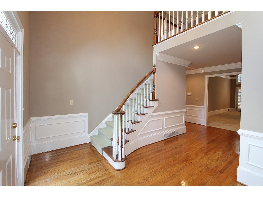 220 Embassy Court, Sandy Springs, GA 30328