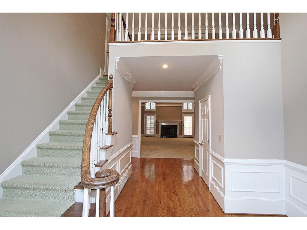220 Embassy Court, Sandy Springs, GA 30328