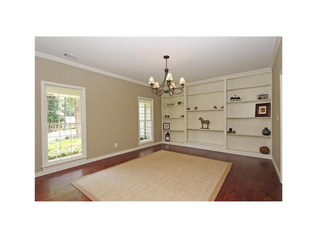 7435 Old Maine Trail, Sandy Springs, GA 30328