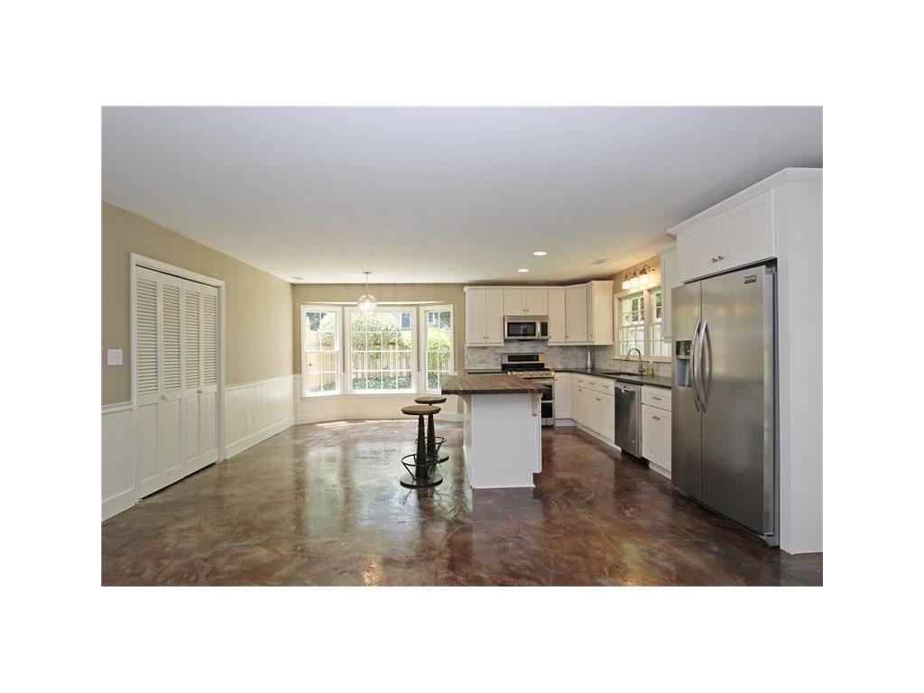 7435 Old Maine Trail, Sandy Springs, GA 30328