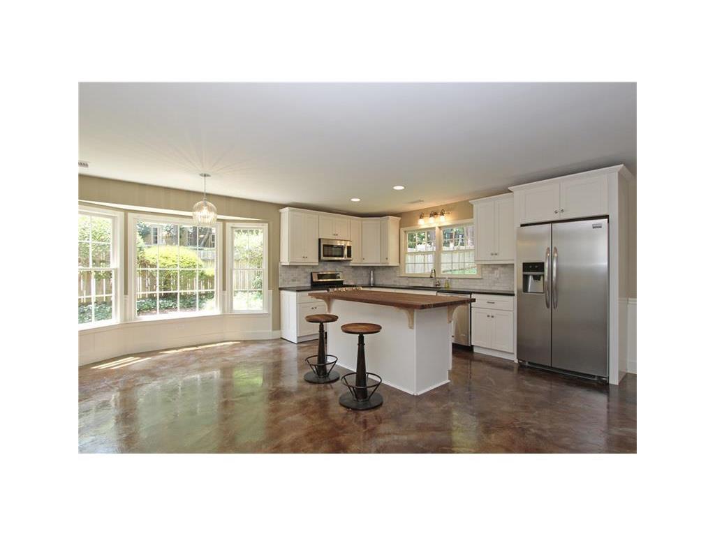 7435 Old Maine Trail, Sandy Springs, GA 30328