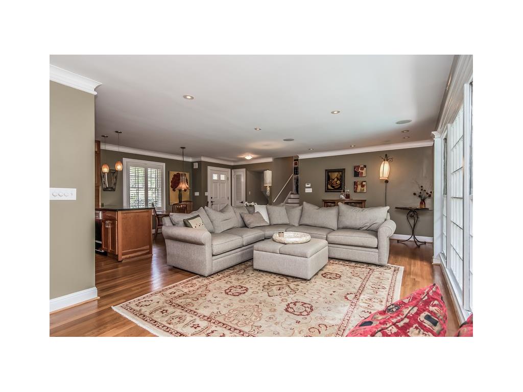 650 Amberidge Trail, Atlanta, GA 30328