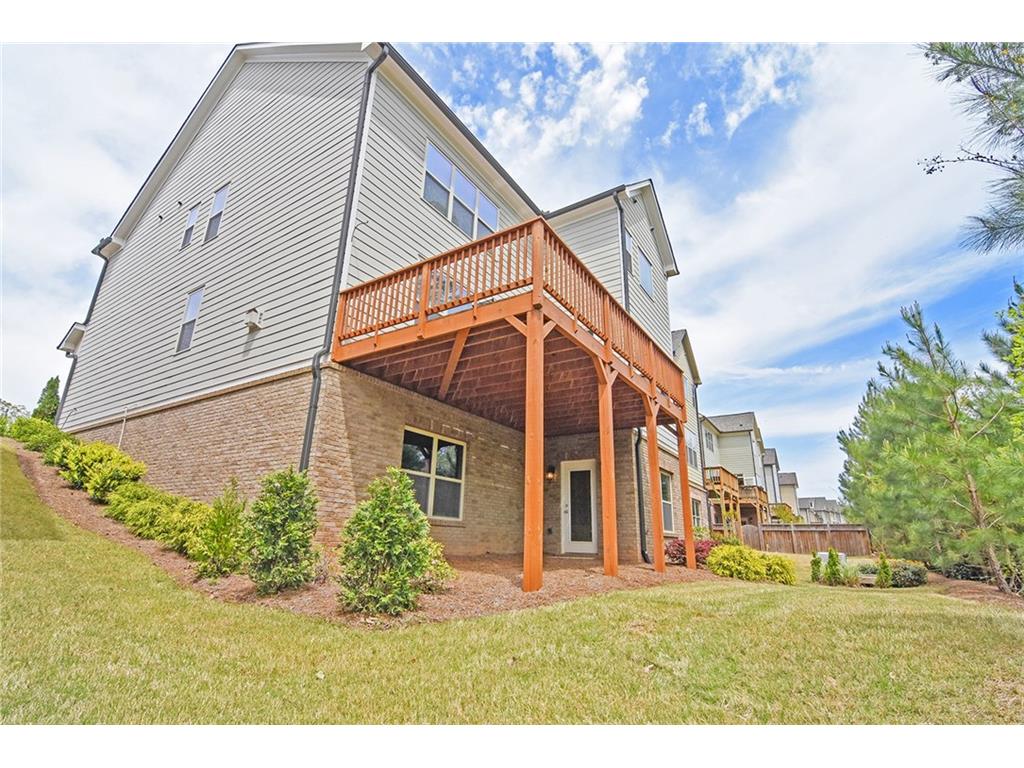 7705 Highland Bluff, Sandy Springs, GA 30328